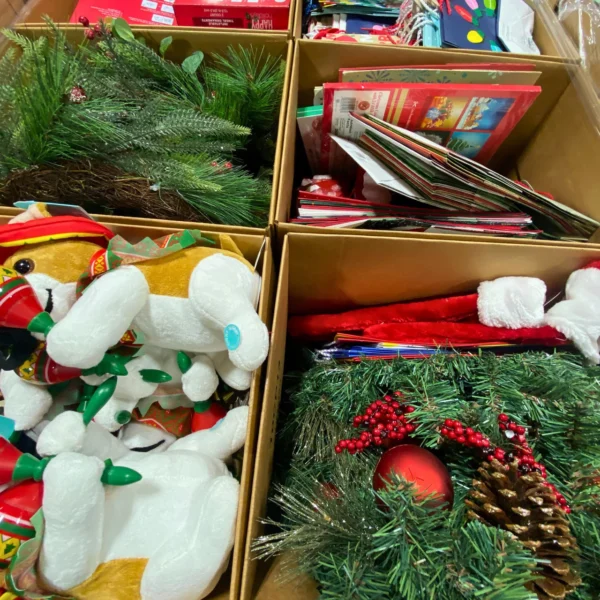 Pallet Decorations for Christmas