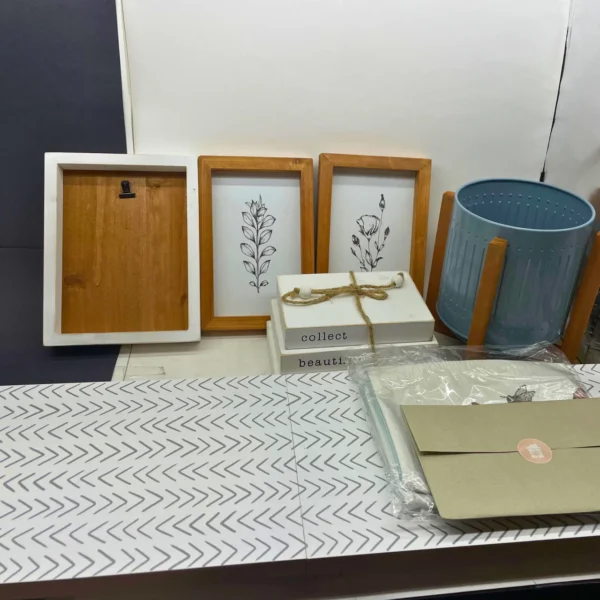 Home Decor Sale - pallet - Image 3