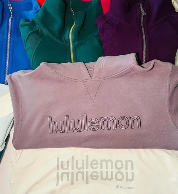 Lululemon Pallets
