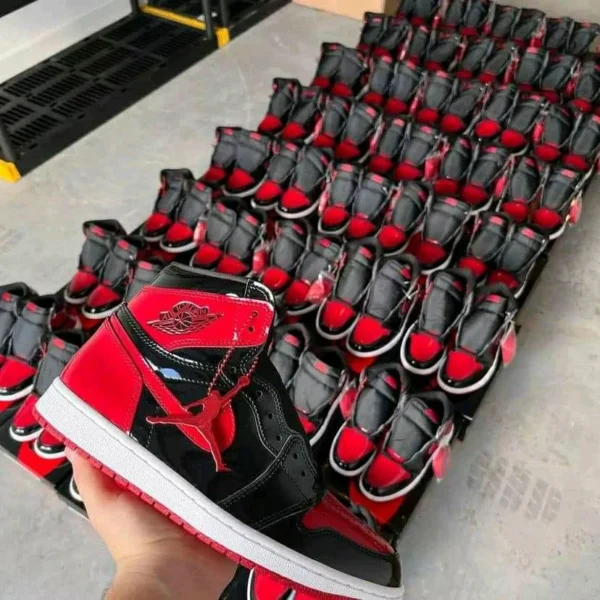 Wholesale Nike Sneakers - pallets - Image 3