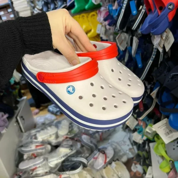 Crocs Sale - pallet - Image 4